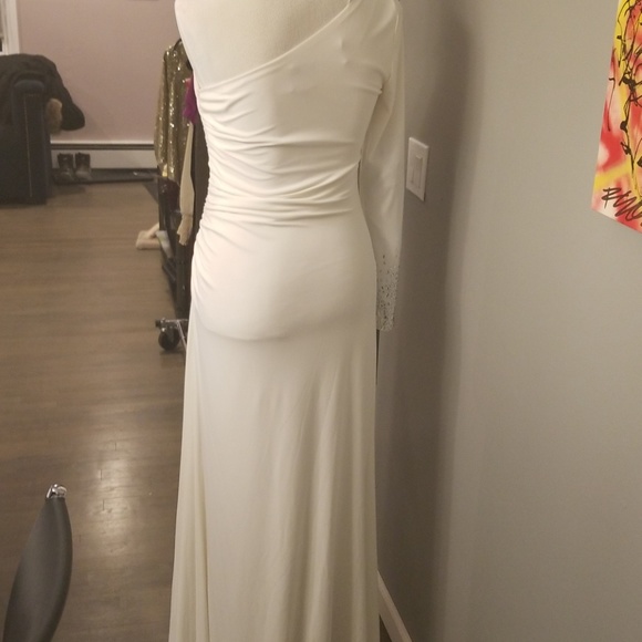One shoulder dress - Picture 3 of 8
